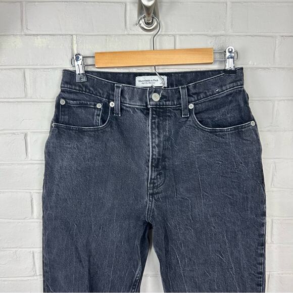 Abercrombie & Fitch Black Distressed High Rise Mom Jeans Size 28/6R - Picture 4 of 10